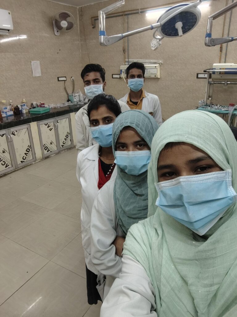 Practical's of DNL Paramedic Students at Zenith Hospital, Lucknow