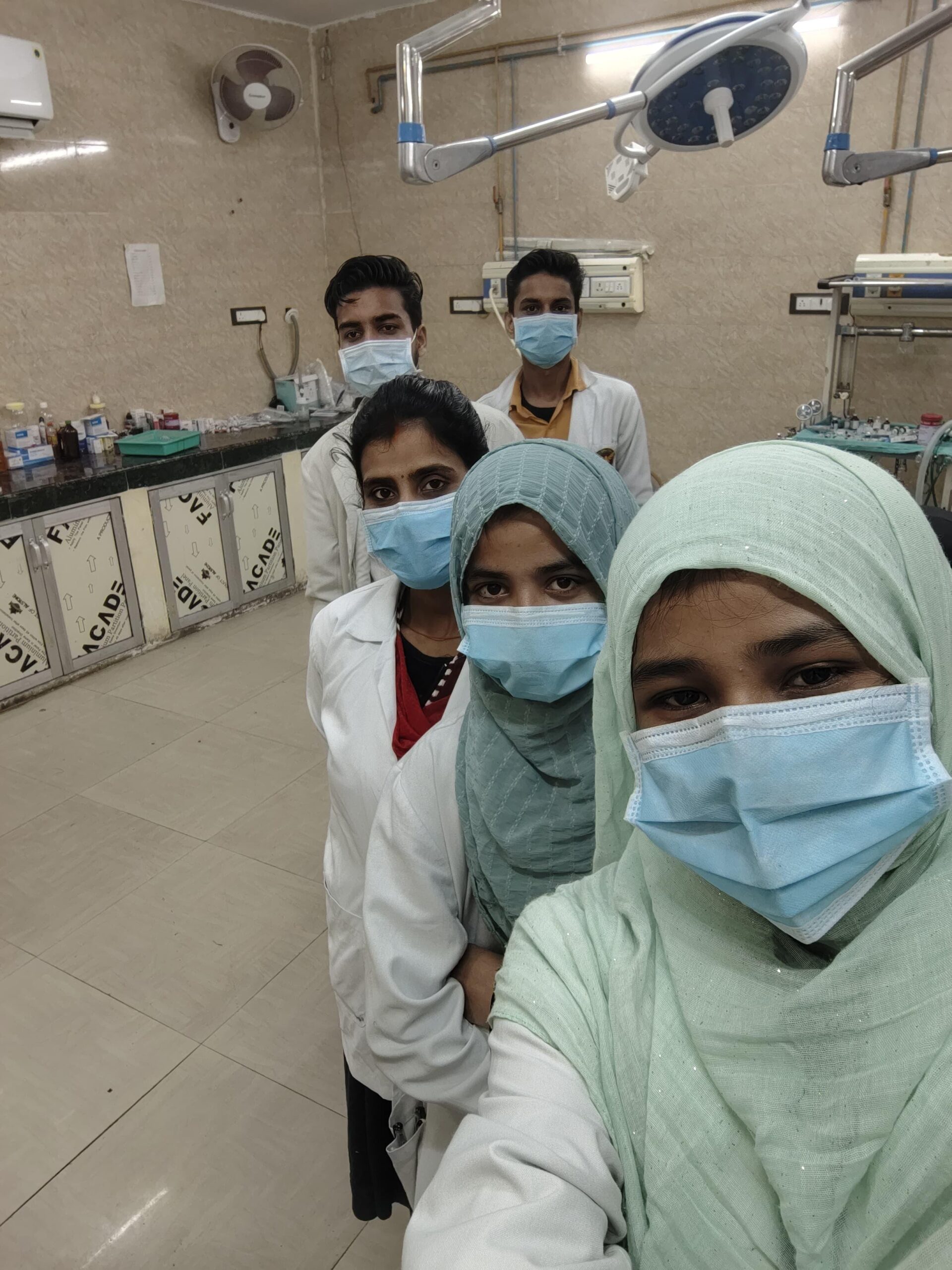 Practical's of DNL Paramedic Students at Zenith Hospital, Lucknow