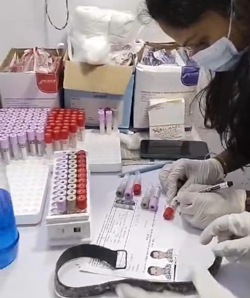 Practical's of DNL Paramedic Students at Alliance Pathology Lab, City Station, Lucknow