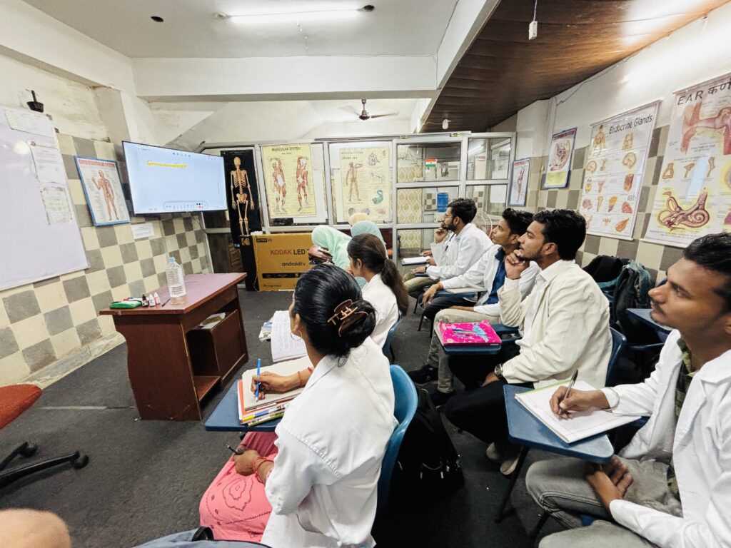 Smart Classes of Paramedical Students of Batch 2024 at Dot n Line Institute Zenith Hospital