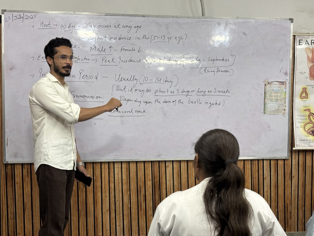 Dr Saif Sir taking Theory Classes of Paramedical Students of Batch 2024 and Batch 2025 at Dot n Line Institute Zenith Hospital