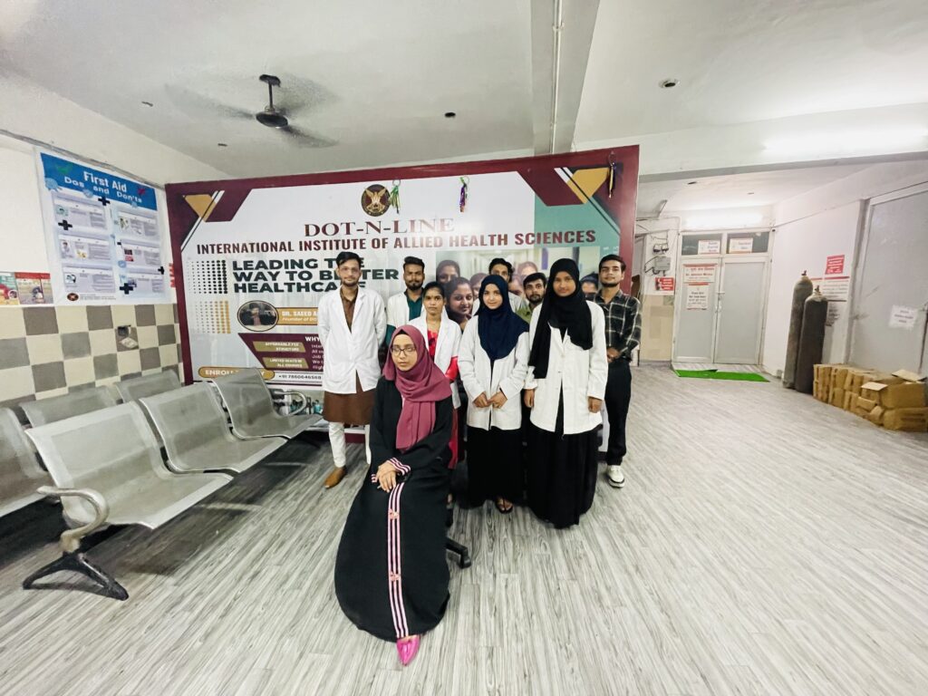 Dr Aanisa Ma'am with Paramedical Students of DMLT and DOTT Batch 2024 at Dot n Line Institute Zenith Hospital