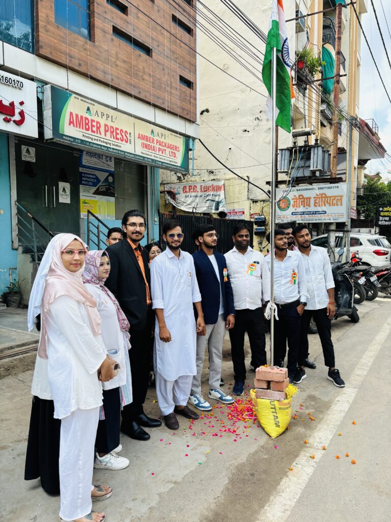 Independence Day 2025 Celebration & Flag Hoisting at Dot N Line Institute, Lucknow