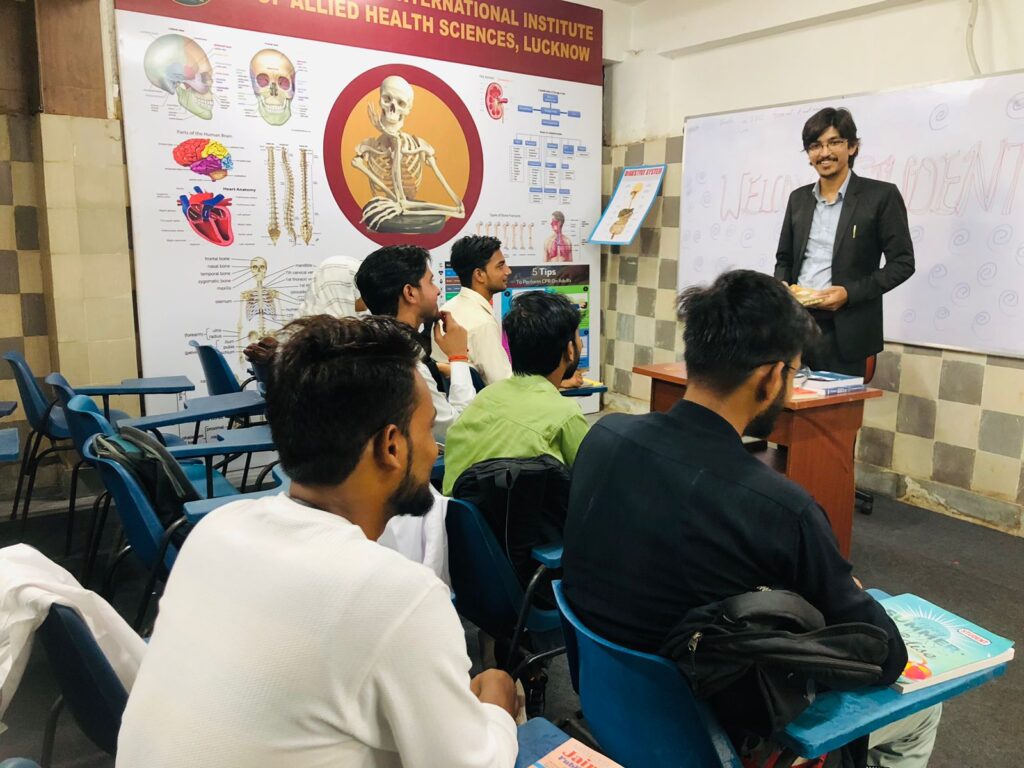 Dr Mohd Saad taking Theory Lecture of Paramedical Students of DMLT and DOTT Batch 2024 at Dot n Line Institute Zenith Hospital